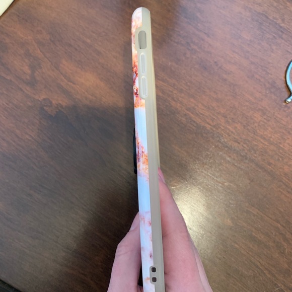 Iphone 7 plus marble phone case with ring - Picture 3 of 3